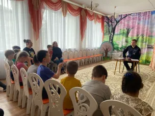 Наш детский сад посетил инспектор ГИБДД